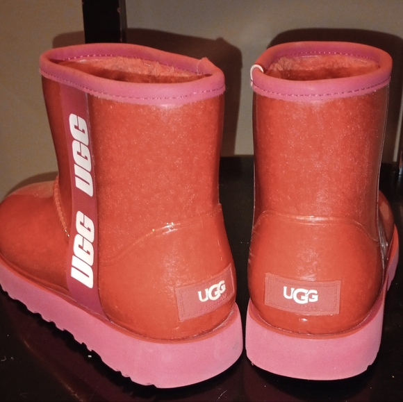 UGG Women's Classic Clear Mini Fashion Boot, Hibiscus Red & Pink, Size 6 - Picture 2 of 5